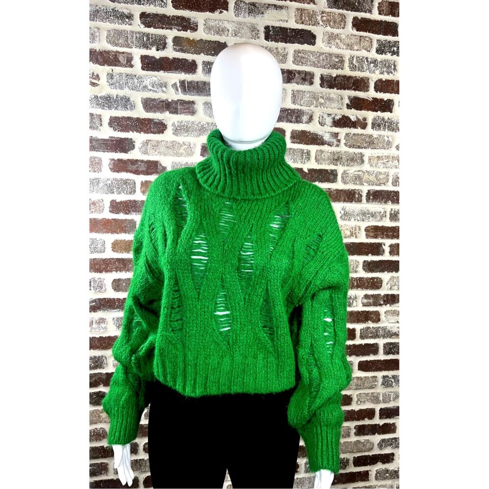 Zara NWT Chunky Distressed Ladder Stitch Rip Detail Cropped Turtleneck Womens M